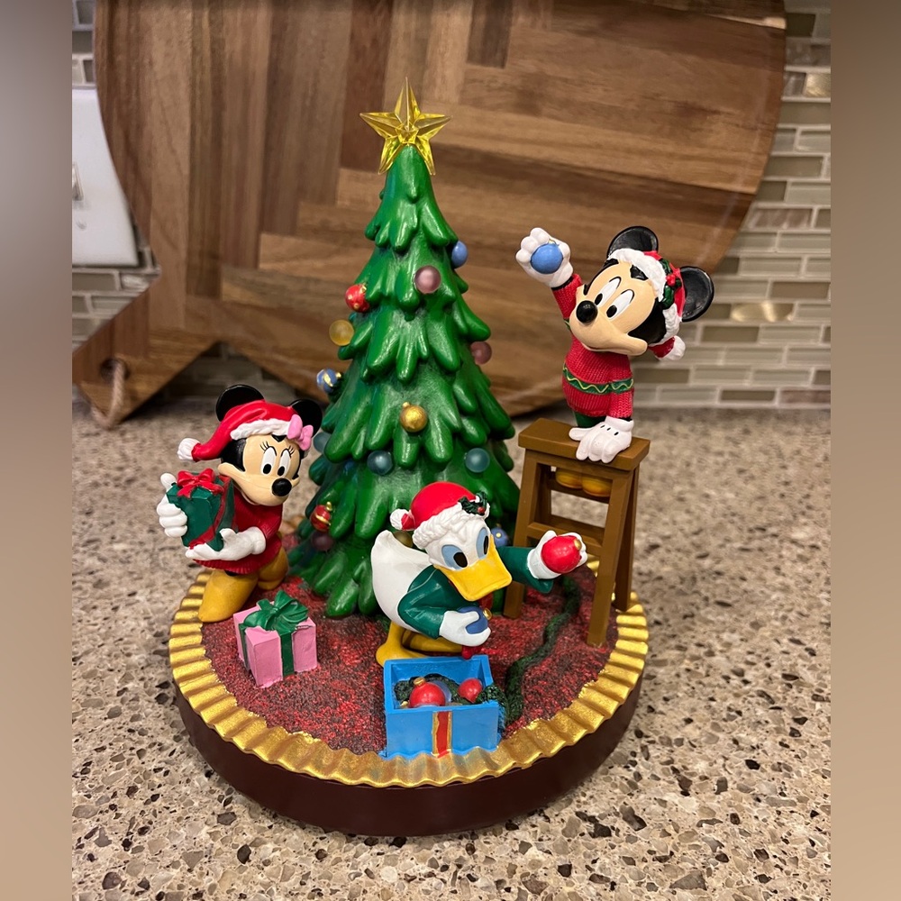 Disney Musical Christmas Tree